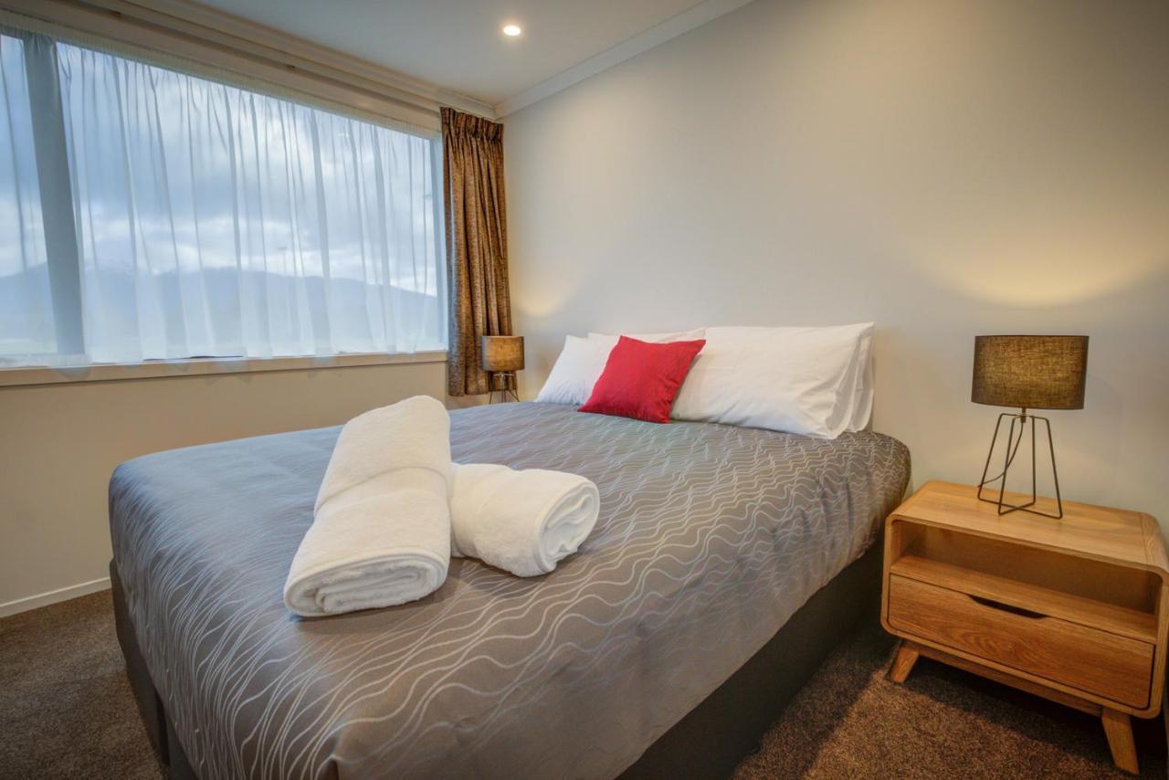 Dusky Motels Te Anau Extérieur photo